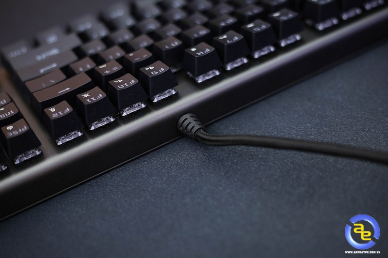 d&acirc;y b&agrave;n ph&iacute;m Geezer GS2 RGB