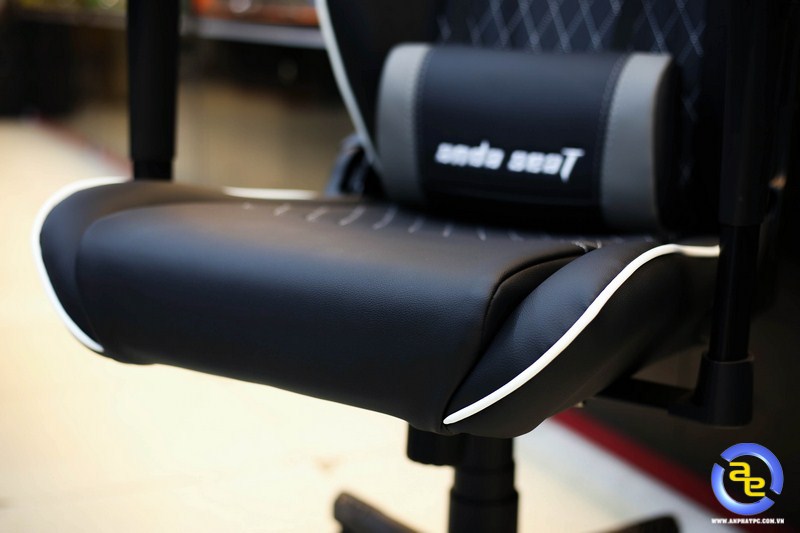 Ghế Anda Seat Assassin được làm từ các vật liệu cao cấp và bền bỉ