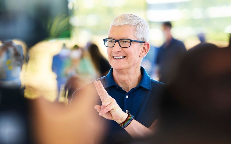 CEO Apple - Tim Cook tới Việt Nam