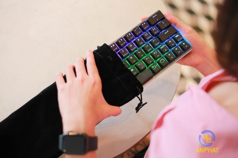 Bàn Phím Cơ Cooler Master TKL RGB SK622 Bluetooth - ANPHATPC.COM.VN