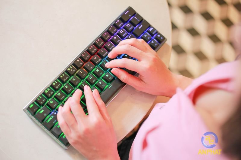Bàn Phím Cơ Cooler Master TKL RGB SK622 Bluetooth - ANPHATPC.COM.VN