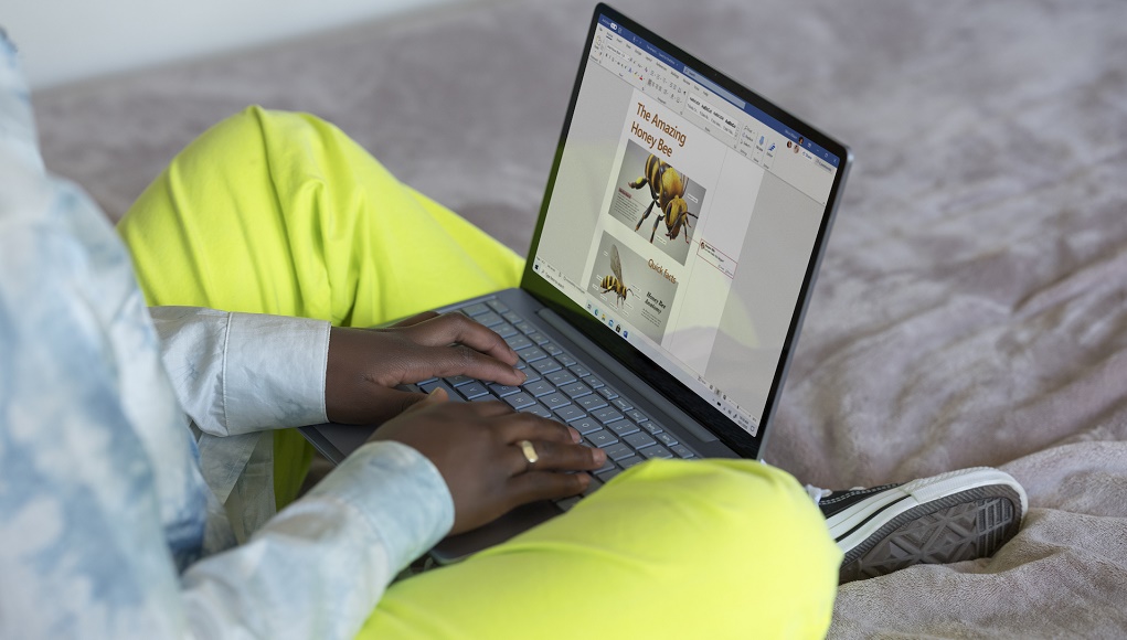 Surface Laptop Go